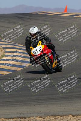 media/Mar-28-2022-Superbike Trackdays (Mon) [[b8603d0f67]]/Open Track Time/Turns 9 and 10/